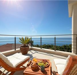 3 bedroom villa with pool and sea views Hvar island sleeps 6